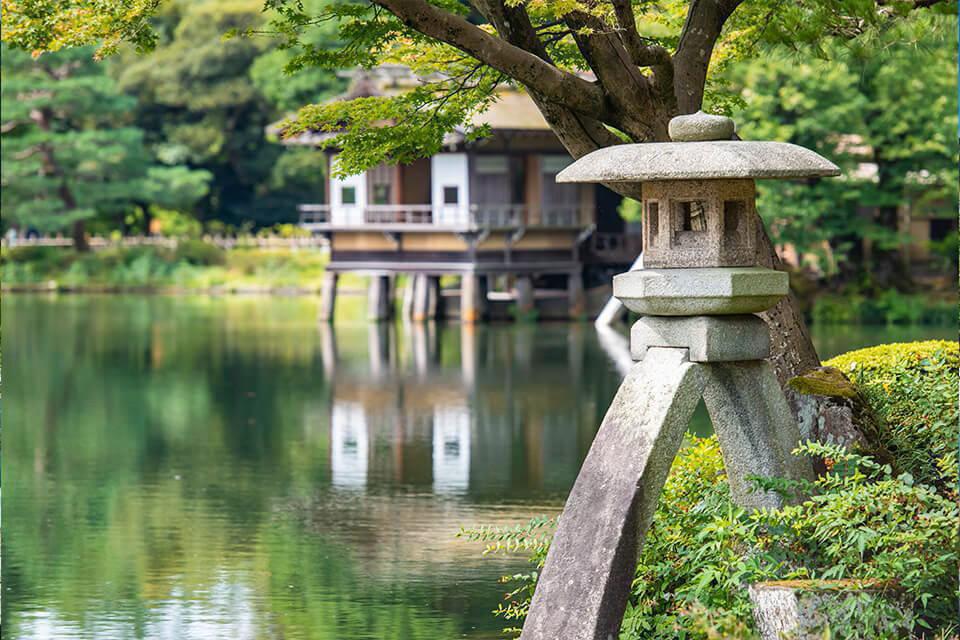 六勝夏景．金澤兼六園