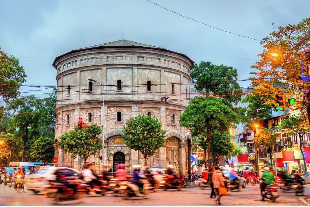 湖畔與古街：還劍湖映襯下的老城浮生錄