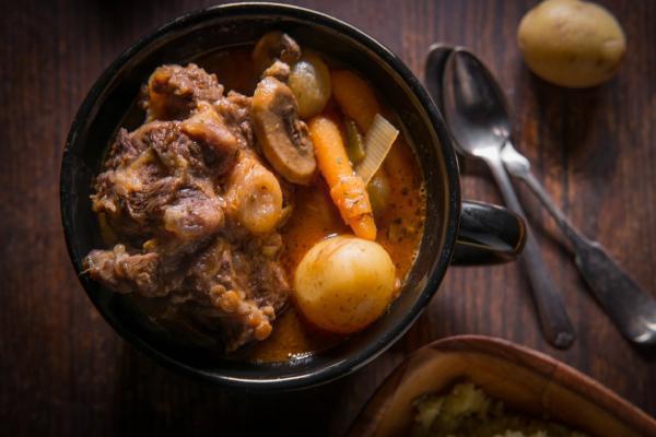 西班牙牛尾餐 (Rabo de Toro)