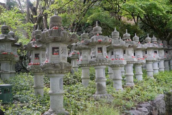 必勝達摩．勝尾寺