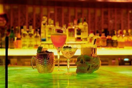 【6人成行】加贈岩石酒吧飲料券