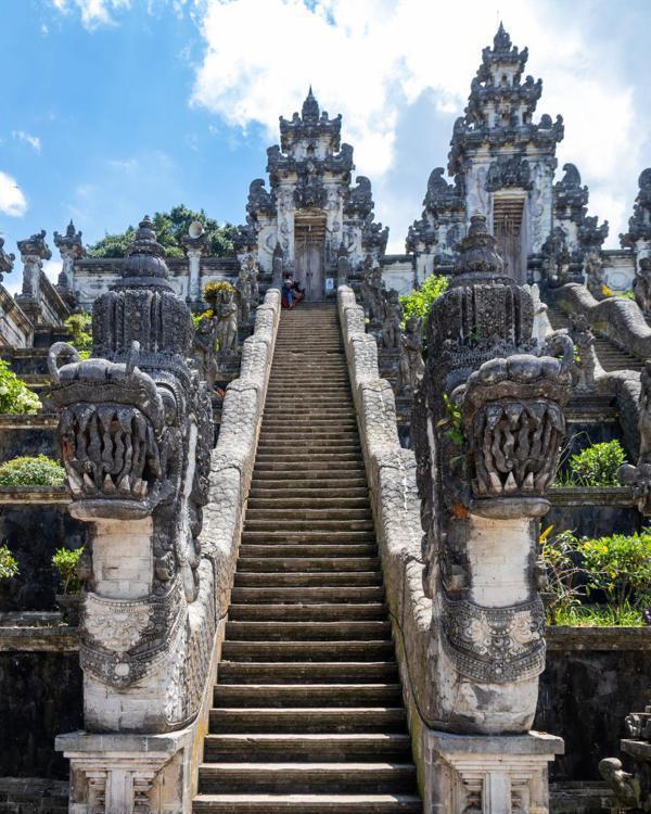 天空之門
免排隊輕鬆擁抱網紅美景