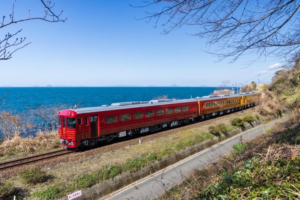 望海祕景｜伊予灘物語列車