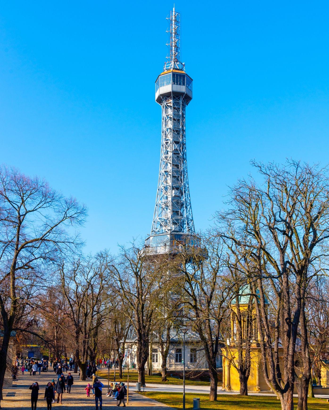 自由活動推薦．佩特任山 Petrin