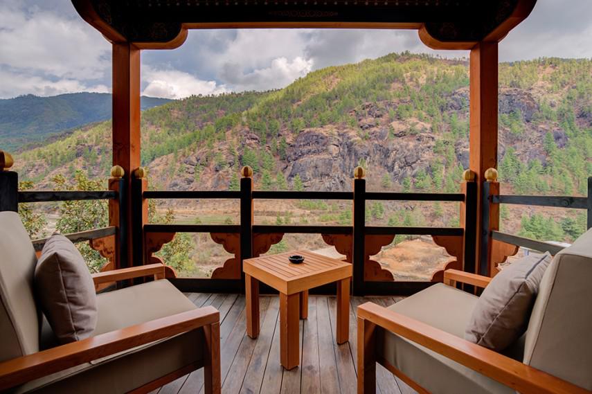 芝瓦林飯店・對望虎穴寺的窗外奇蹟