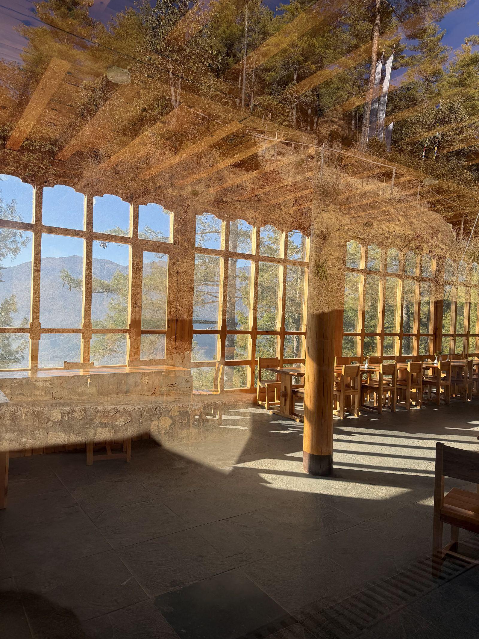 第二段｜咖啡館休息 × 步行上行