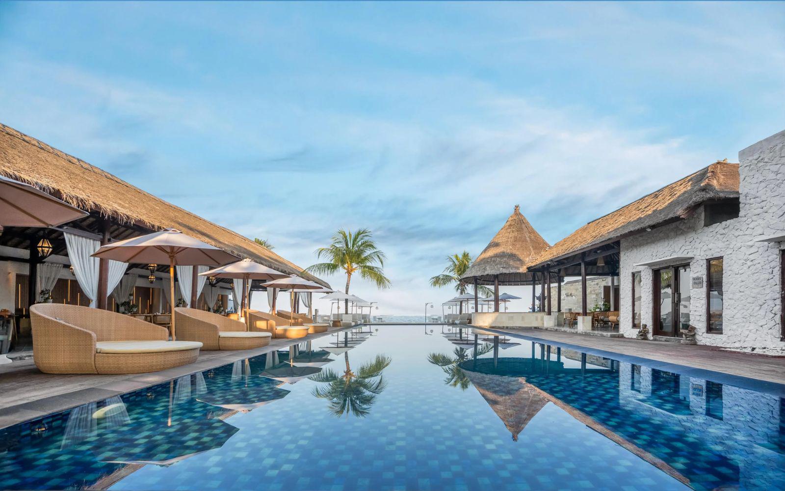 Lembongan Beach Resort 無邊際泳池