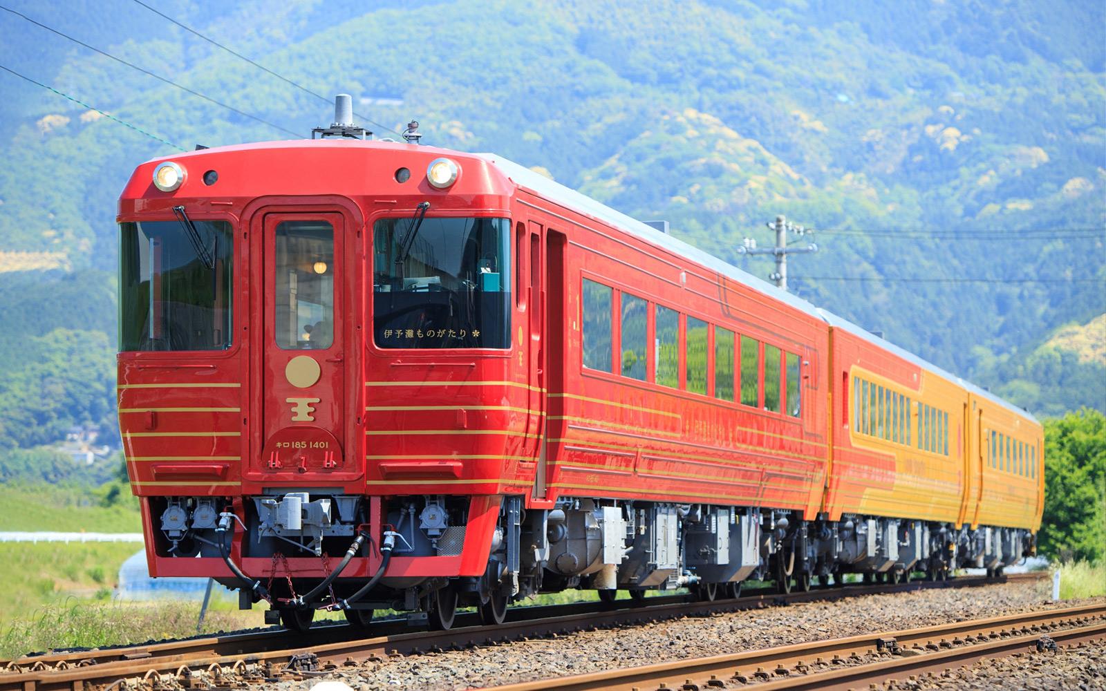 伊予灘物語列車