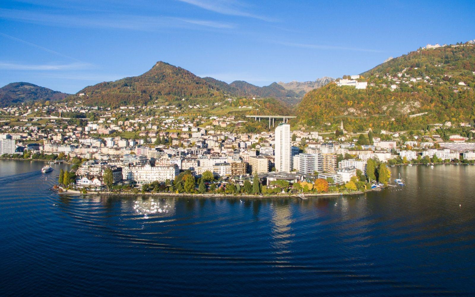 蒙投 Montreux
