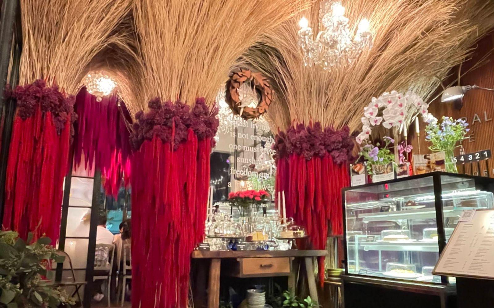 花卉咖啡廳 Floral Café at Napasorn