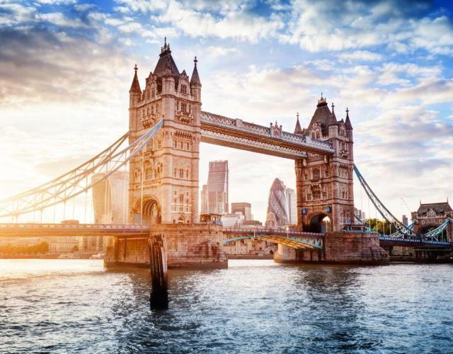華麗歐洲｜英荷比法雙點進出10日 - 英法博物館、浪漫三遊船、皇家海牙、運河之都、比利時古城、巴黎購物