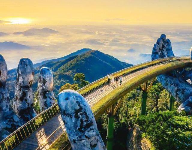 峴港．入住巴拿山&雙秀饗宴5日 - 巴拿山美居．餘暉中的會安鎮．魅力峴港秀．印象會安